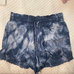 Bella Dahl coverup tie dye shorts